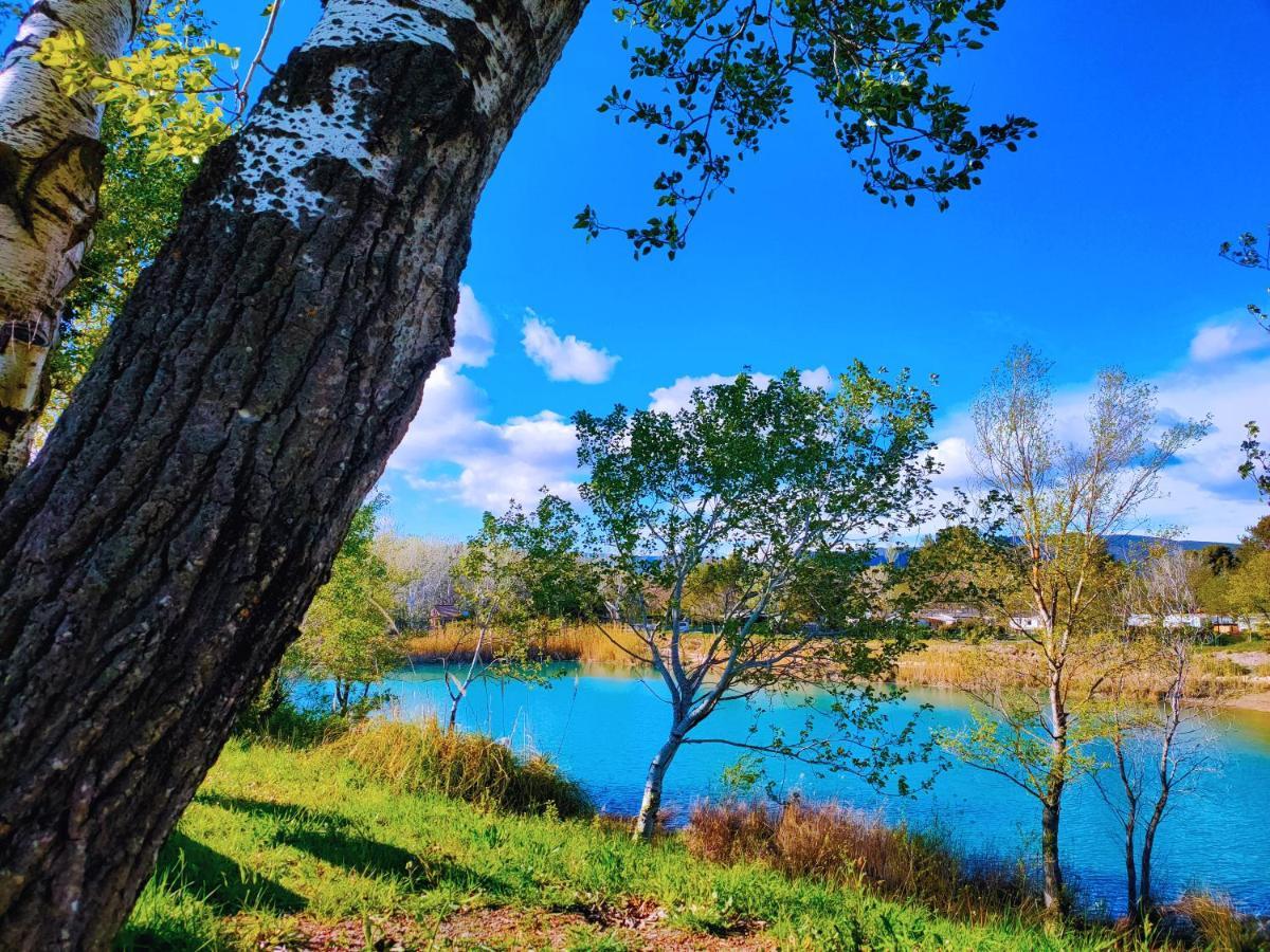 Готель Domaine Des Iscles Ла-Рок-д'Антерон Екстер'єр фото
